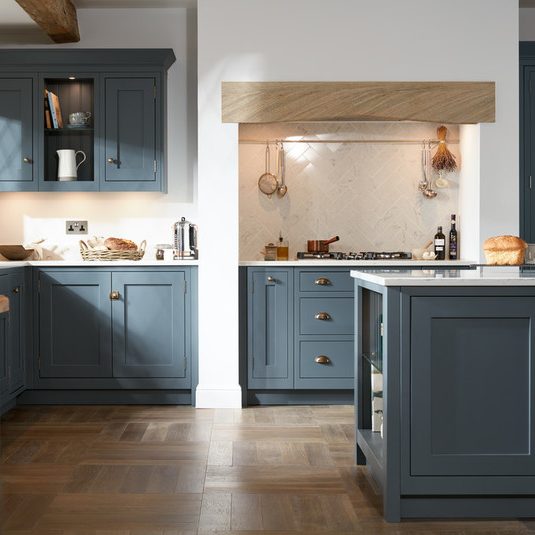 navy blue traditional shaker kitchen
